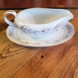 Vintage KYOTO Fine China Garland 6035 Pattern Gravy Boat And Dish